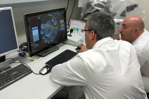 Thomas Ebner and Peter Francsovits discussing embryo annotation Thomas Ebner and Peter Francsovits discussing embryo annotation